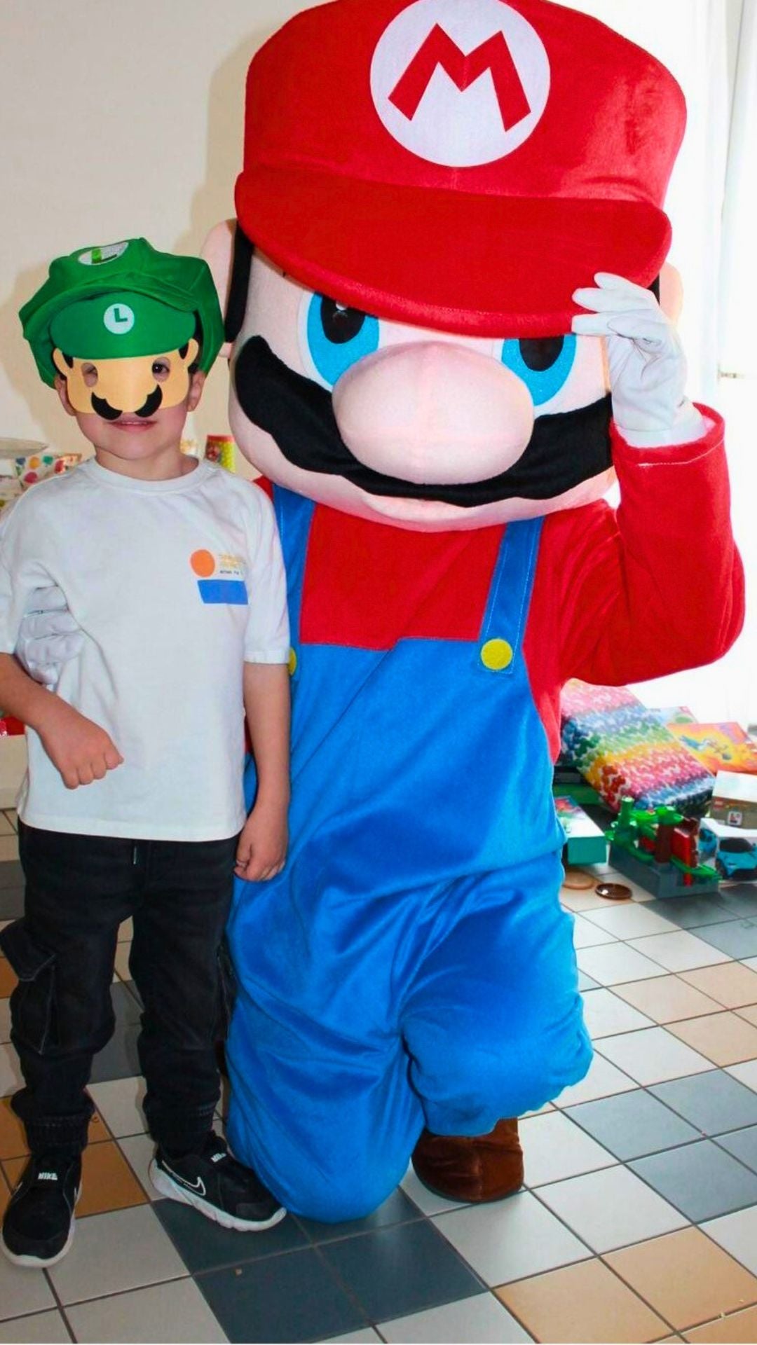 Super Mario Maskottchen