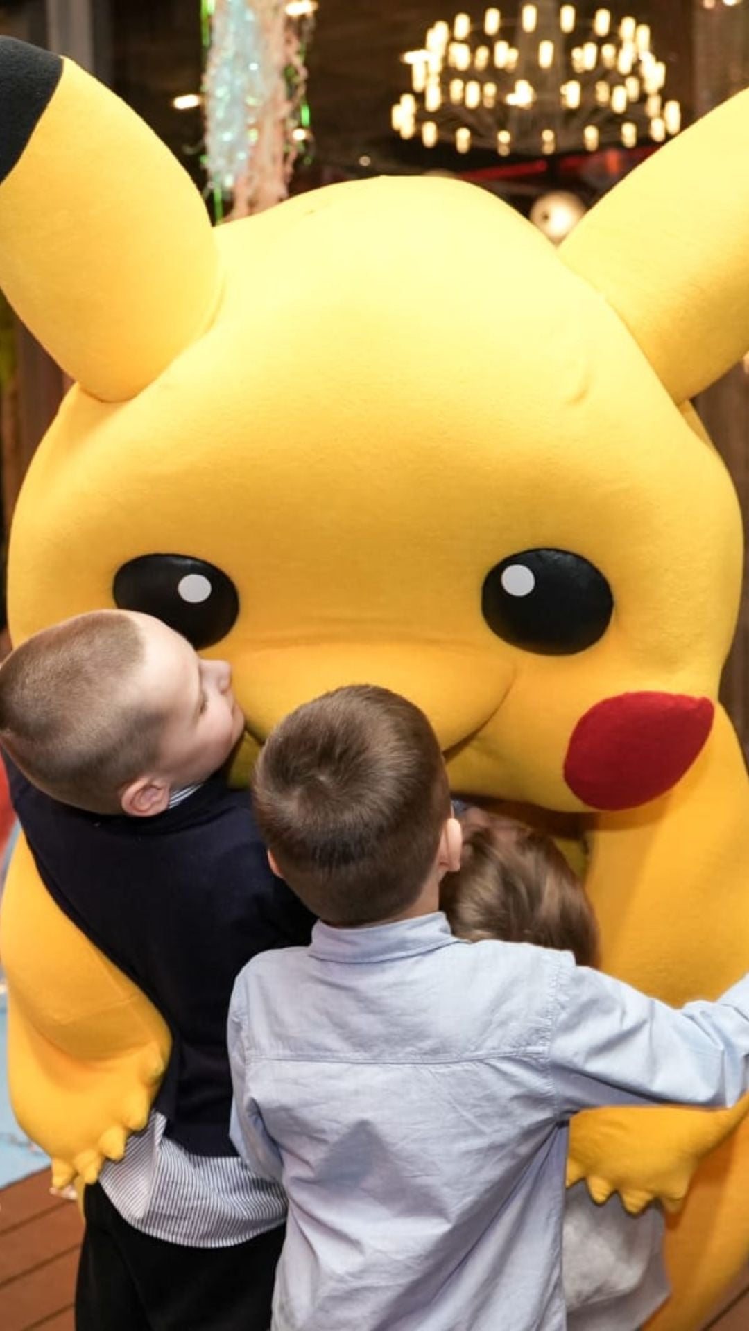 Pikachu Maskottchen